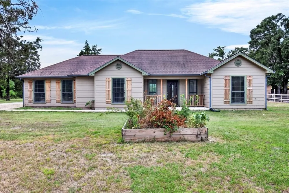 16001 County Road 4052 Kemp, TX 75143