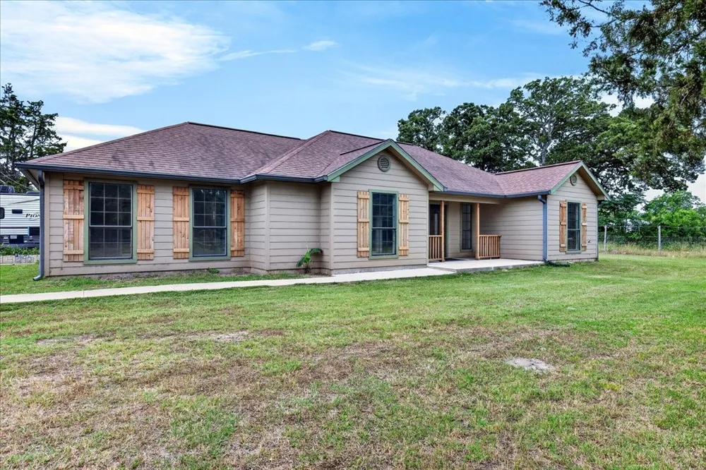 16001 County Road 4052 Kemp, TX 75143