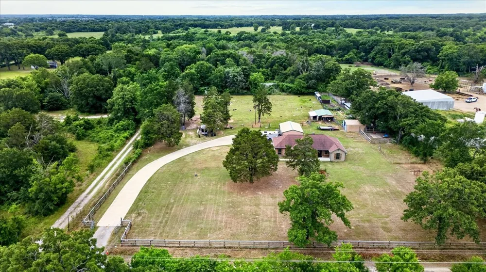 16001 County Road 4052 Kemp, TX 75143