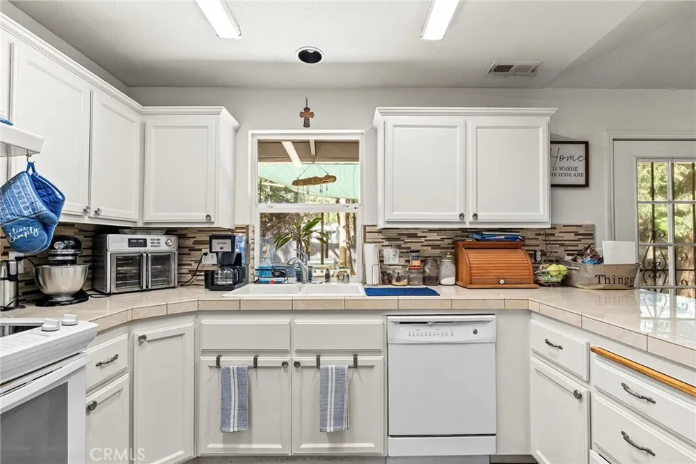 6122 Dana Circle Magalia, CA 95954