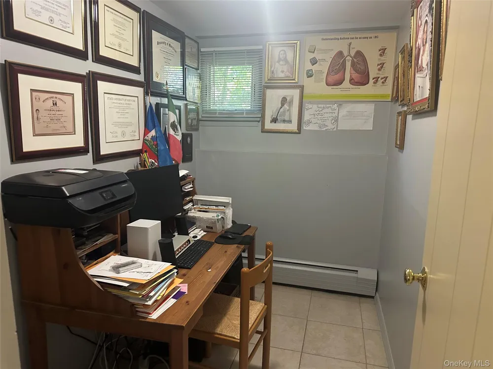 776 Bunker Road North Woodmere, NY 11581