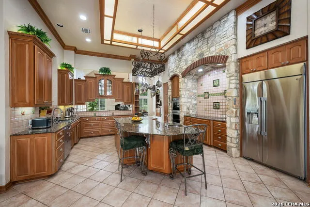 8040 Rolling Acres Trail Fair Oaks Ranch, TX 78015