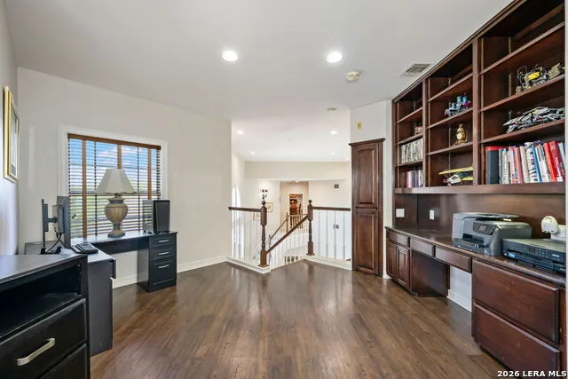 8040 Rolling Acres Trail Fair Oaks Ranch, TX 78015