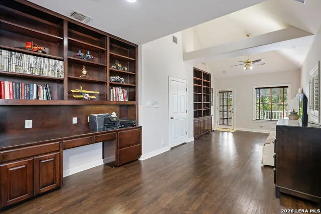8040 Rolling Acres Trail Fair Oaks Ranch, TX 78015