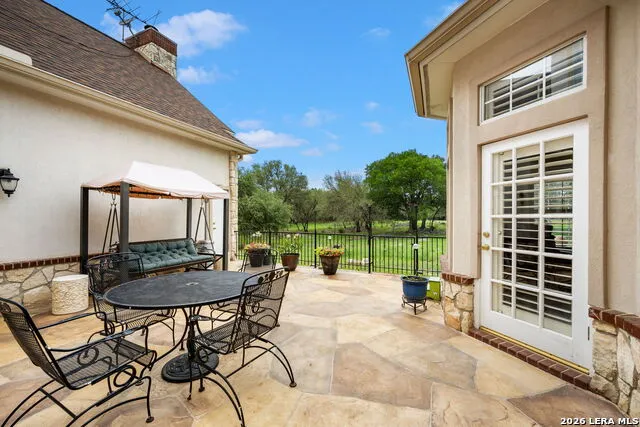 8040 Rolling Acres Trail Fair Oaks Ranch, TX 78015