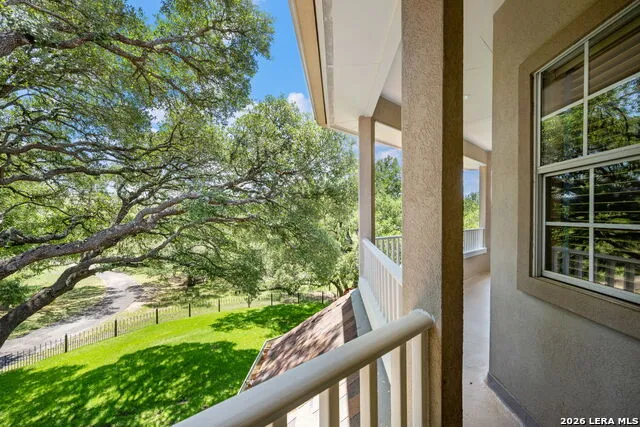 8040 Rolling Acres Trail Fair Oaks Ranch, TX 78015