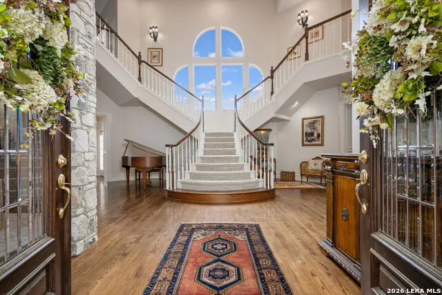 8040 Rolling Acres Trail Fair Oaks Ranch, TX 78015
