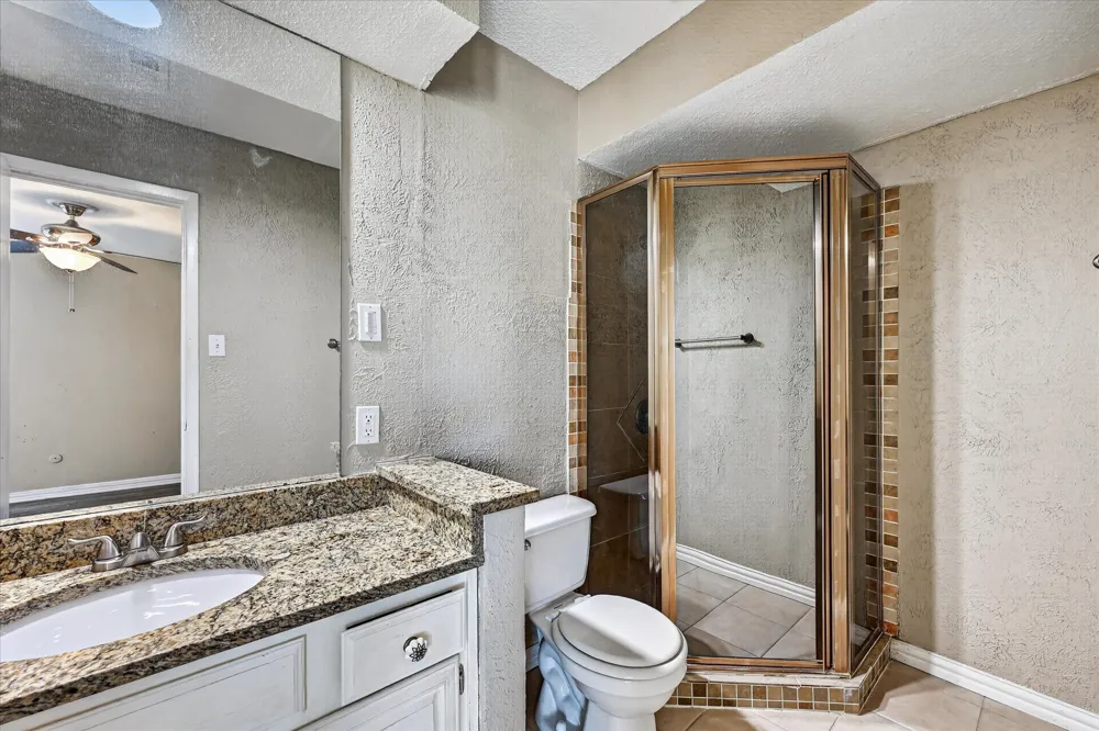 3006 Wayside Drive Bedford, TX 76021