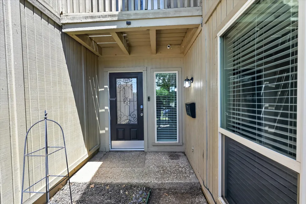 3006 Wayside Drive Bedford, TX 76021