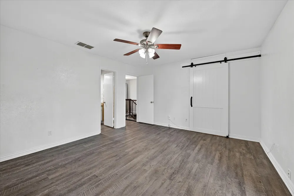 3006 Wayside Drive Bedford, TX 76021