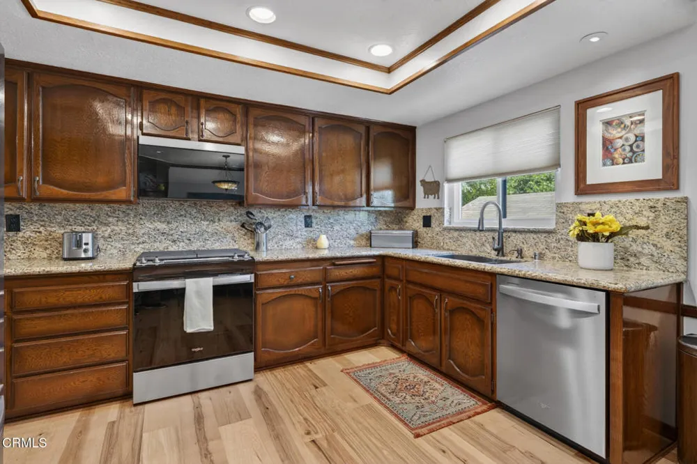 12330 Magnolia Boulevard #106 Valley Village, CA 91607