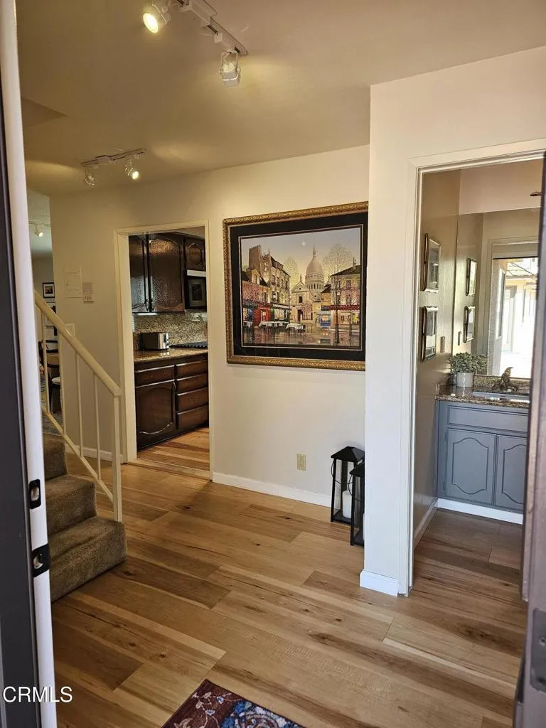 12330 Magnolia Boulevard #106 Valley Village, CA 91607