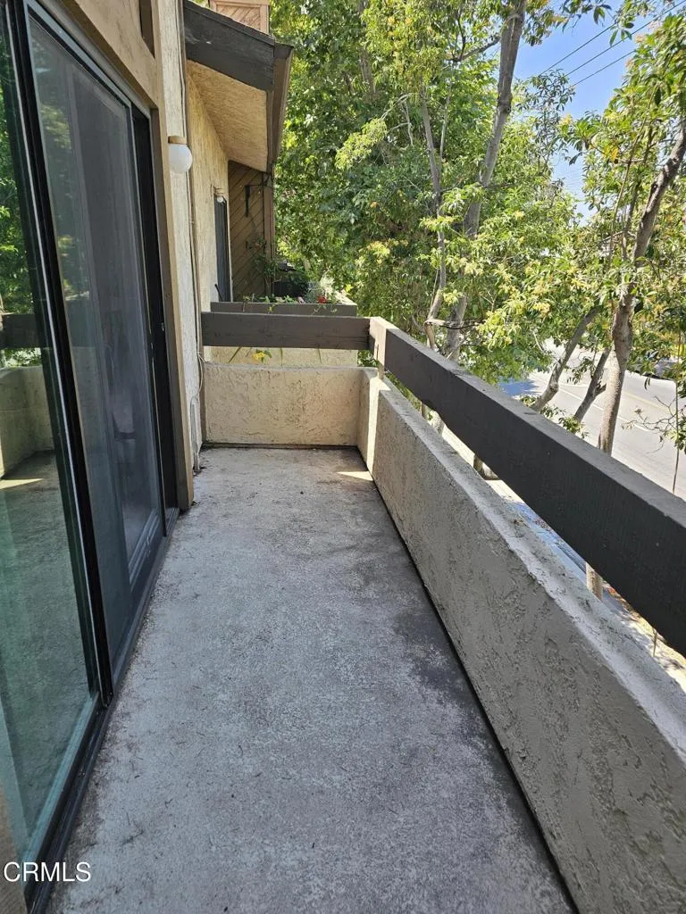12330 Magnolia Boulevard #106 Valley Village, CA 91607