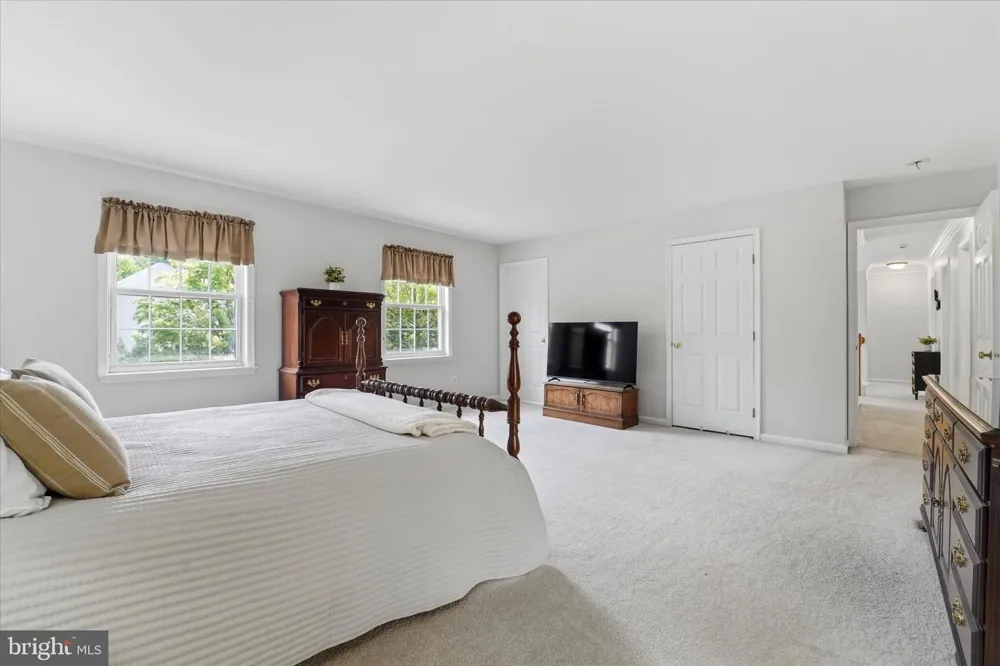 713 IRIS LANE Media, PA 19063