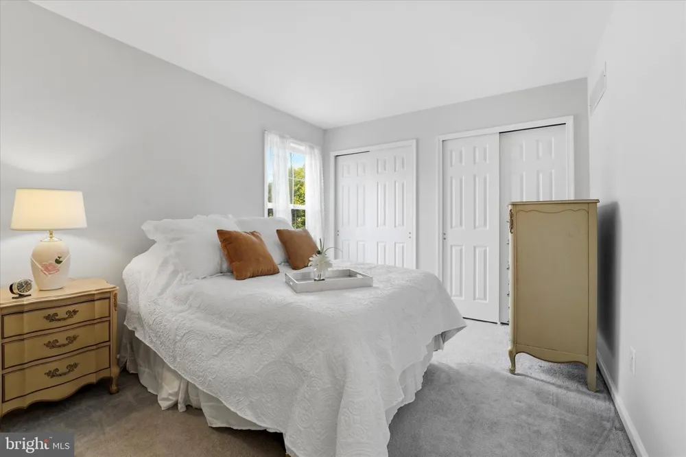 713 IRIS LANE Media, PA 19063