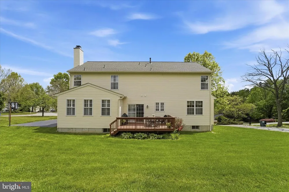 713 IRIS LANE Media, PA 19063