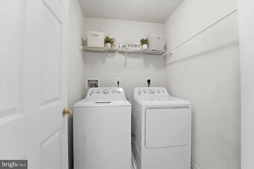 713 IRIS LANE Media, PA 19063
