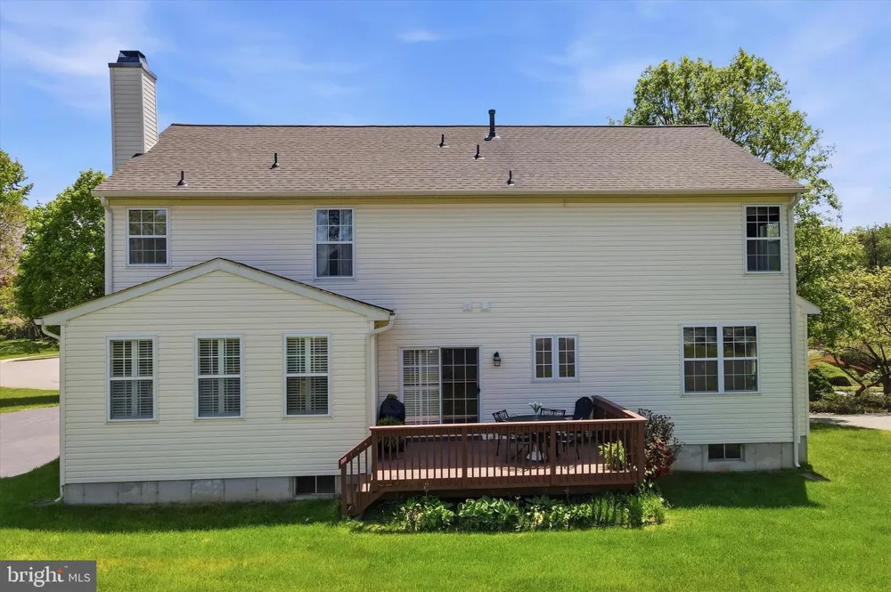 713 IRIS LANE Media, PA 19063