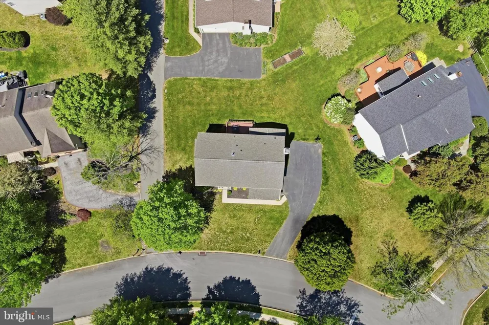 713 IRIS LANE Media, PA 19063