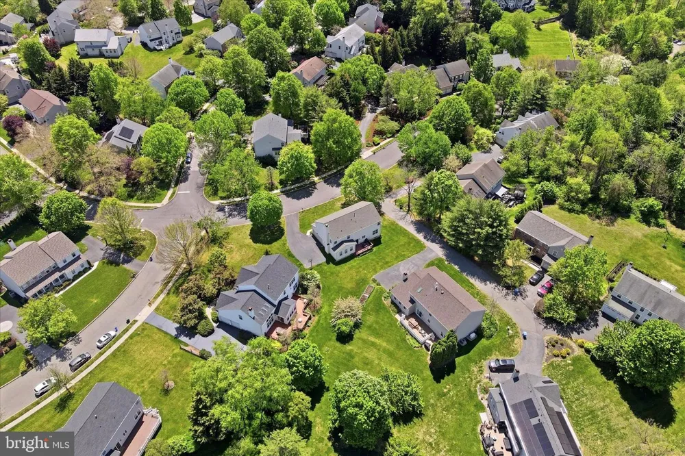 713 IRIS LANE Media, PA 19063