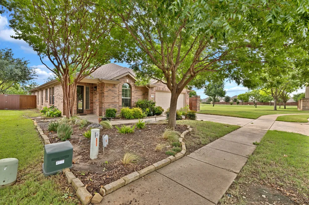 3921 Pitchstone Drive McKinney, TX 75070