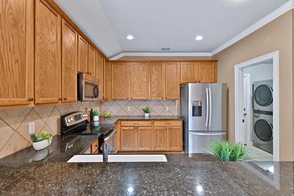 3921 Pitchstone Drive McKinney, TX 75070