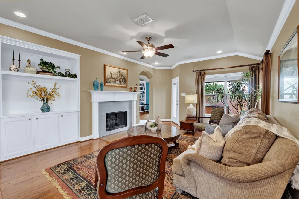 3921 Pitchstone Drive McKinney, TX 75070