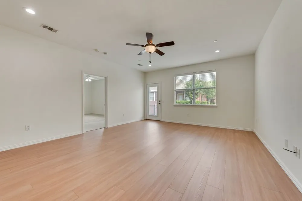 233 Heritage Hill Drive Lewisville, TX 75067