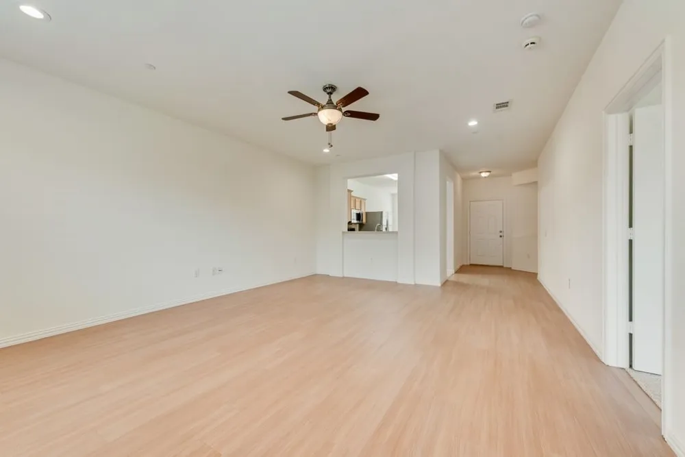 233 Heritage Hill Drive Lewisville, TX 75067