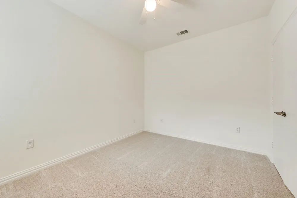 233 Heritage Hill Drive Lewisville, TX 75067