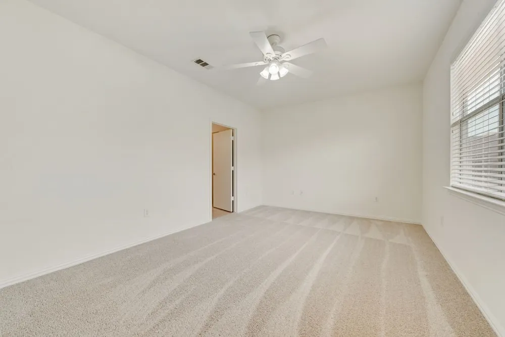 233 Heritage Hill Drive Lewisville, TX 75067
