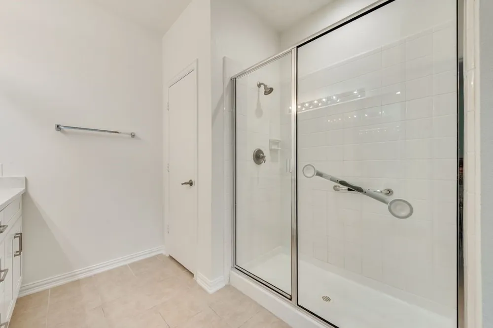233 Heritage Hill Drive Lewisville, TX 75067