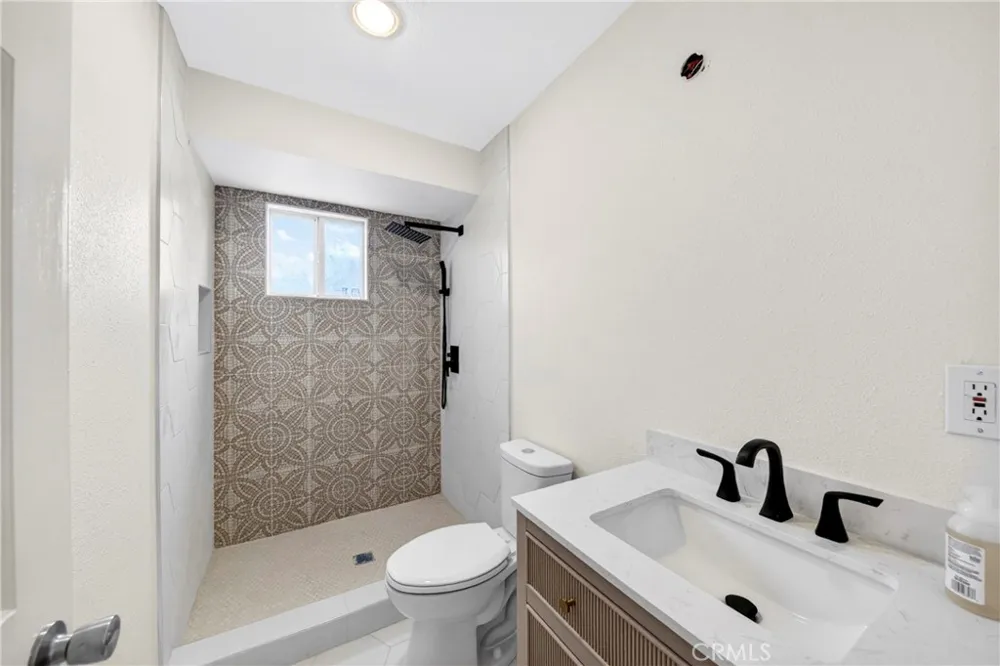 2033 W 231st Torrance, CA 90501
