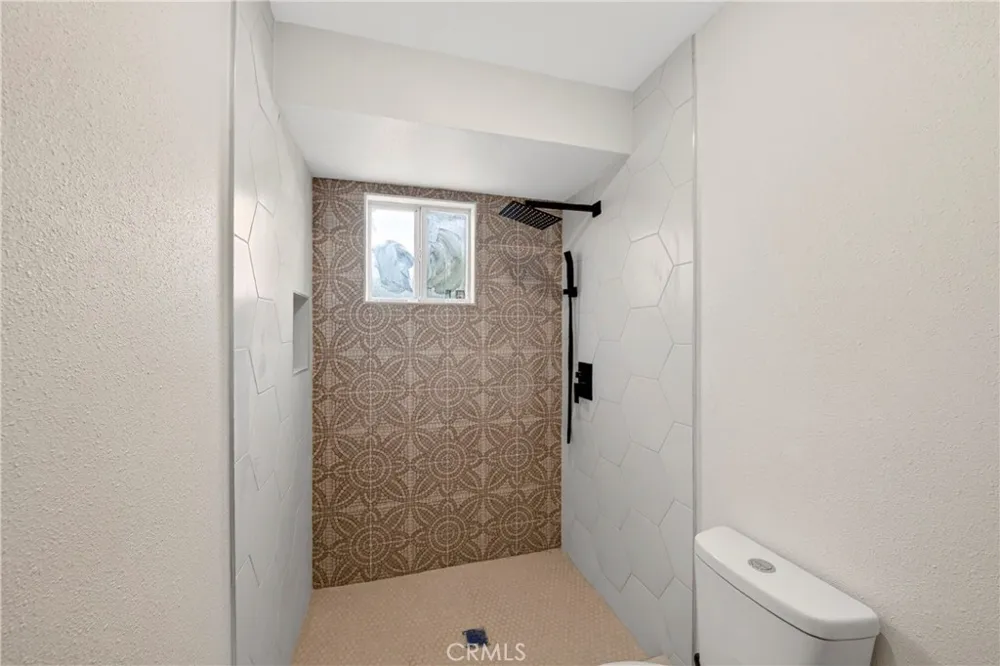 2033 W 231st Torrance, CA 90501
