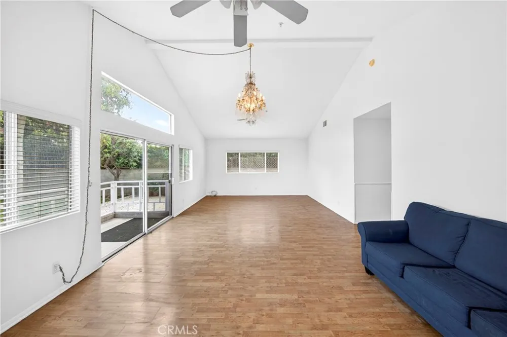 2033 W 231st Torrance, CA 90501