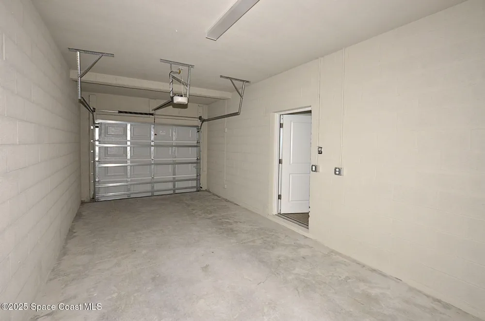 3951 Playa Del Sol Drive #201 Rockledge, FL 32955