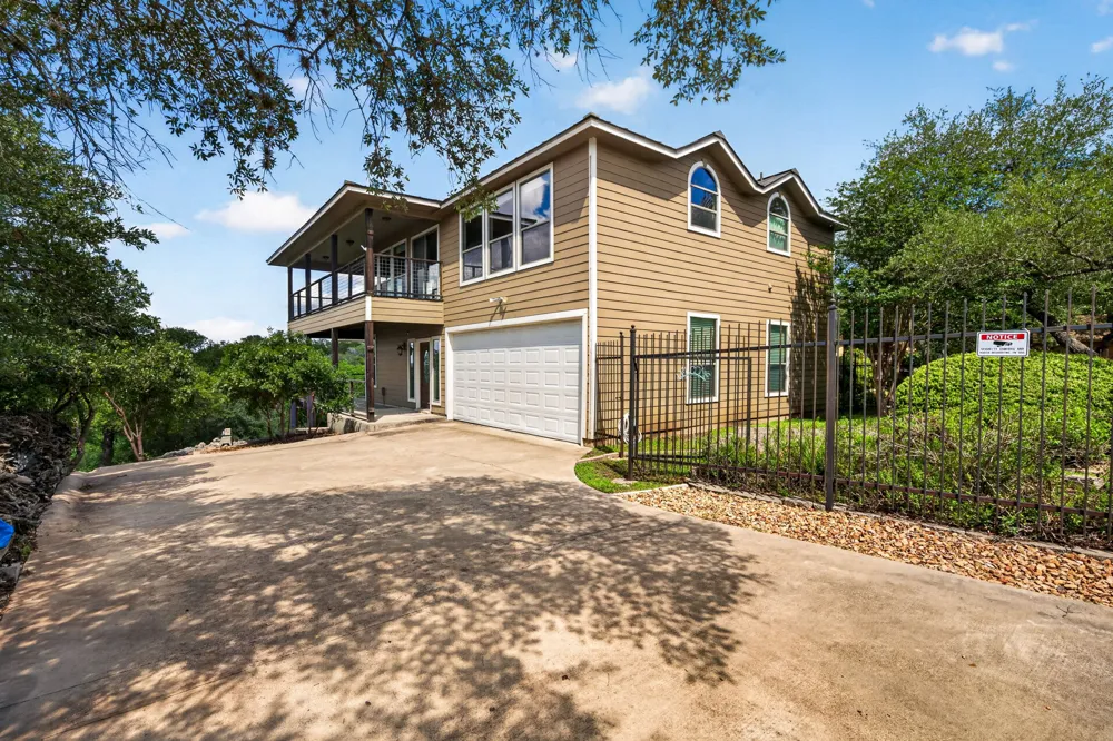 1130 Canyon Springs Drive Canyon Lake, TX 78133