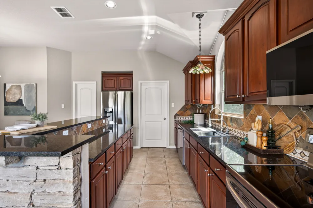 1130 Canyon Springs Drive Canyon Lake, TX 78133