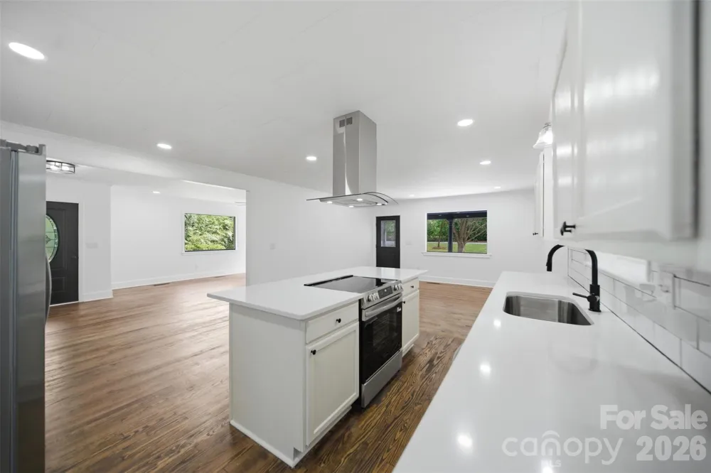 907 Amelia Street Newberry, SC 29108