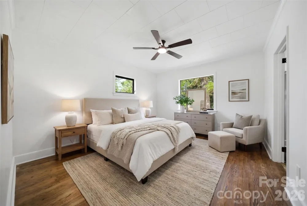 907 Amelia Street Newberry, SC 29108