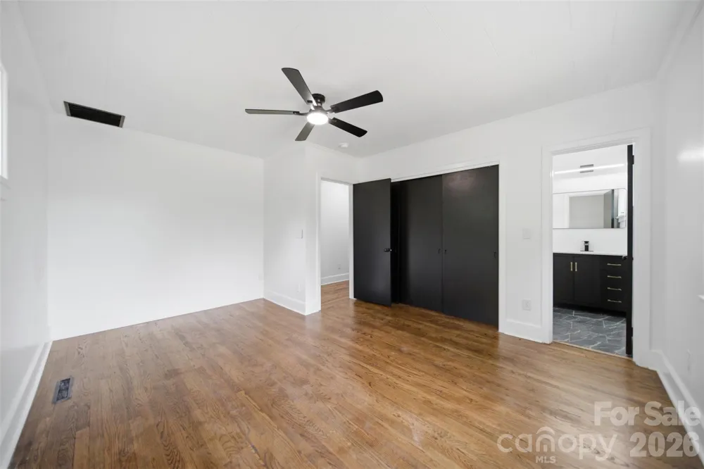 907 Amelia Street Newberry, SC 29108