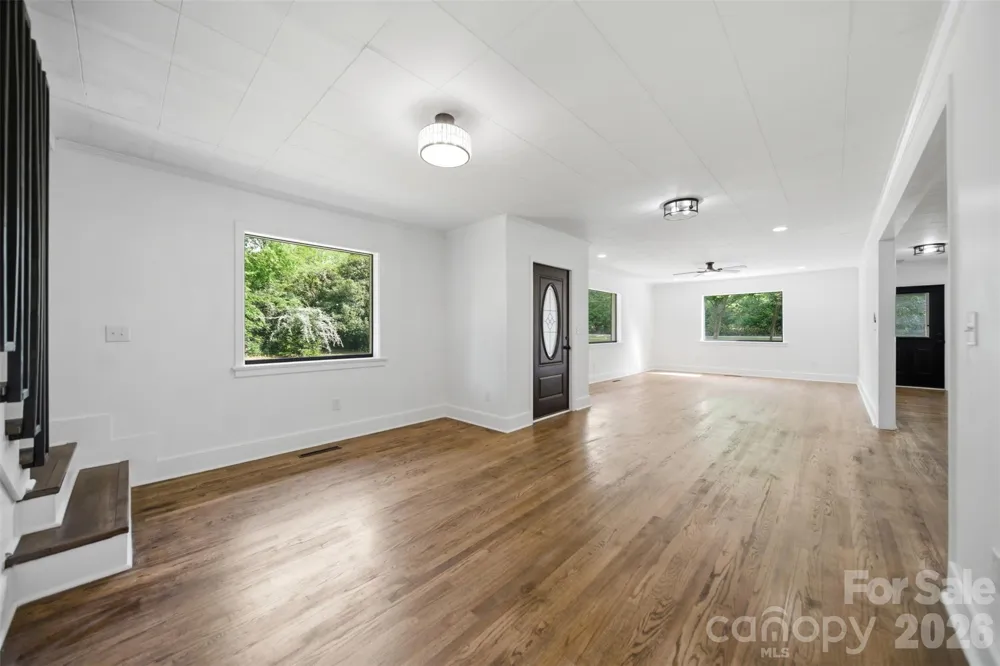 907 Amelia Street Newberry, SC 29108