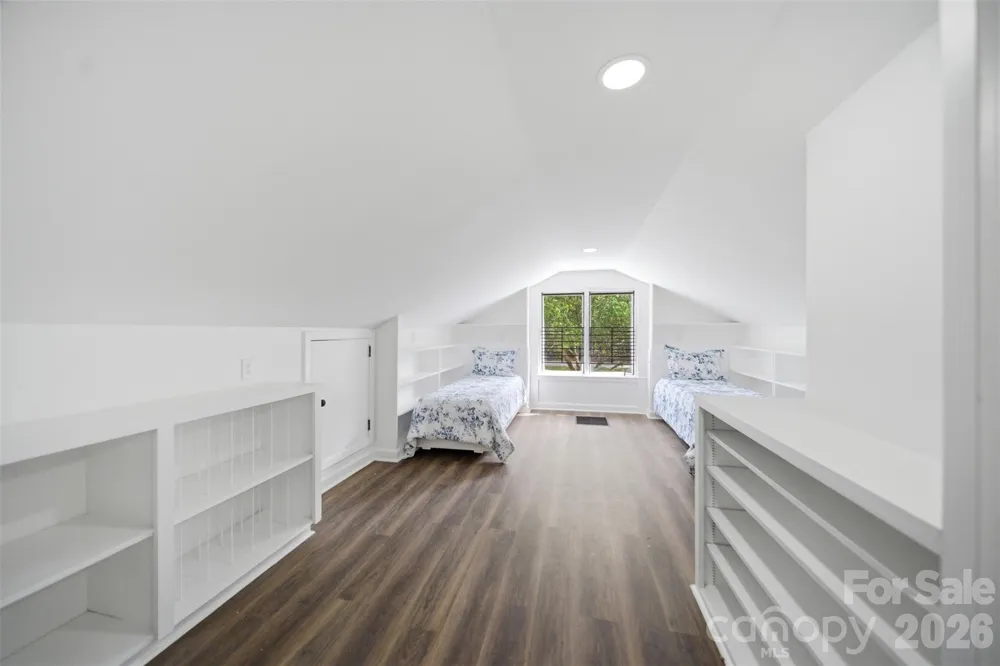 907 Amelia Street Newberry, SC 29108