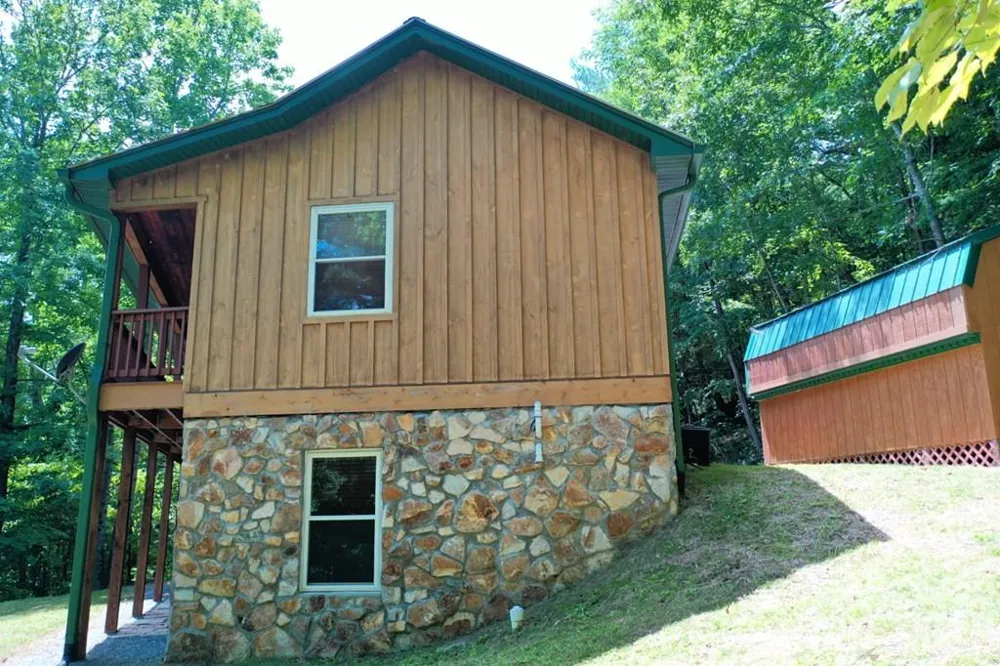 470 Bear Ridge Road Tuckasegee, NC 28783