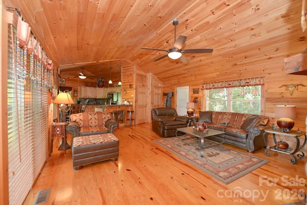 470 Bear Ridge Road Tuckasegee, NC 28783