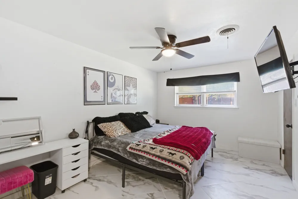 1001 NW 11th Street Mineral Wells, TX 76067