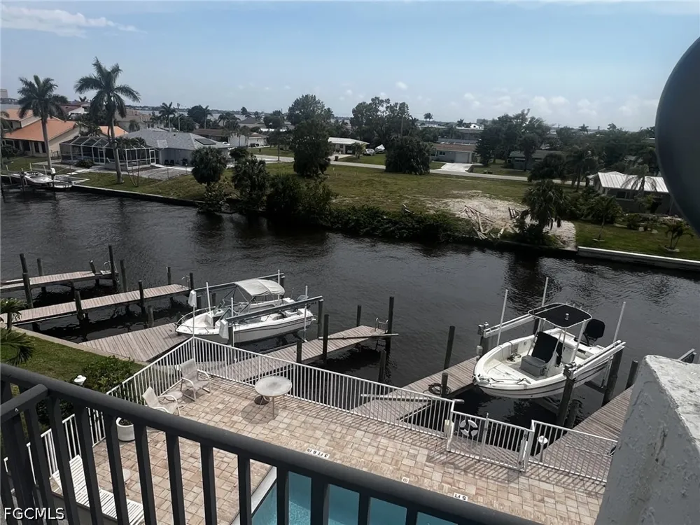 Cape Coral Parkway E #107 Cape Coral, FL 33904