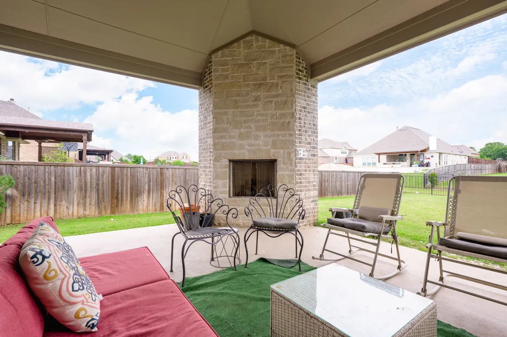 116 Thoroughbred Drive Hickory Creek, TX 75065