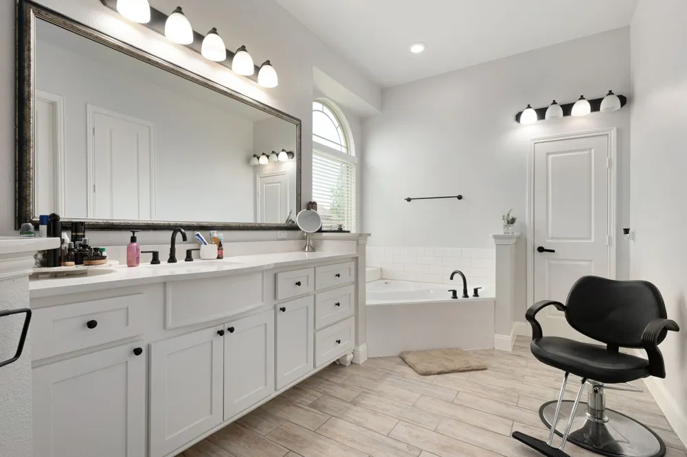 116 Thoroughbred Drive Hickory Creek, TX 75065