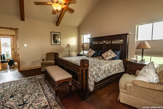 2657 West Sabinal Road Utopia, TX 78884